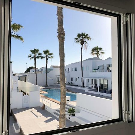Apartament Sea Breeze With Shared Pool And Near The Beach Costa Teguise Zewnętrze zdjęcie