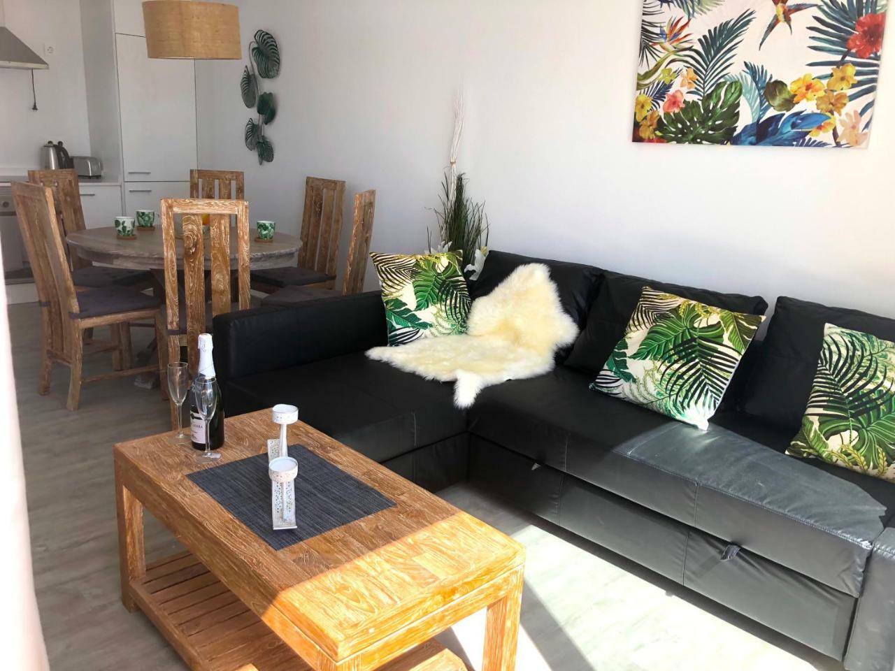 Apartament Sea Breeze With Shared Pool And Near The Beach Costa Teguise Zewnętrze zdjęcie