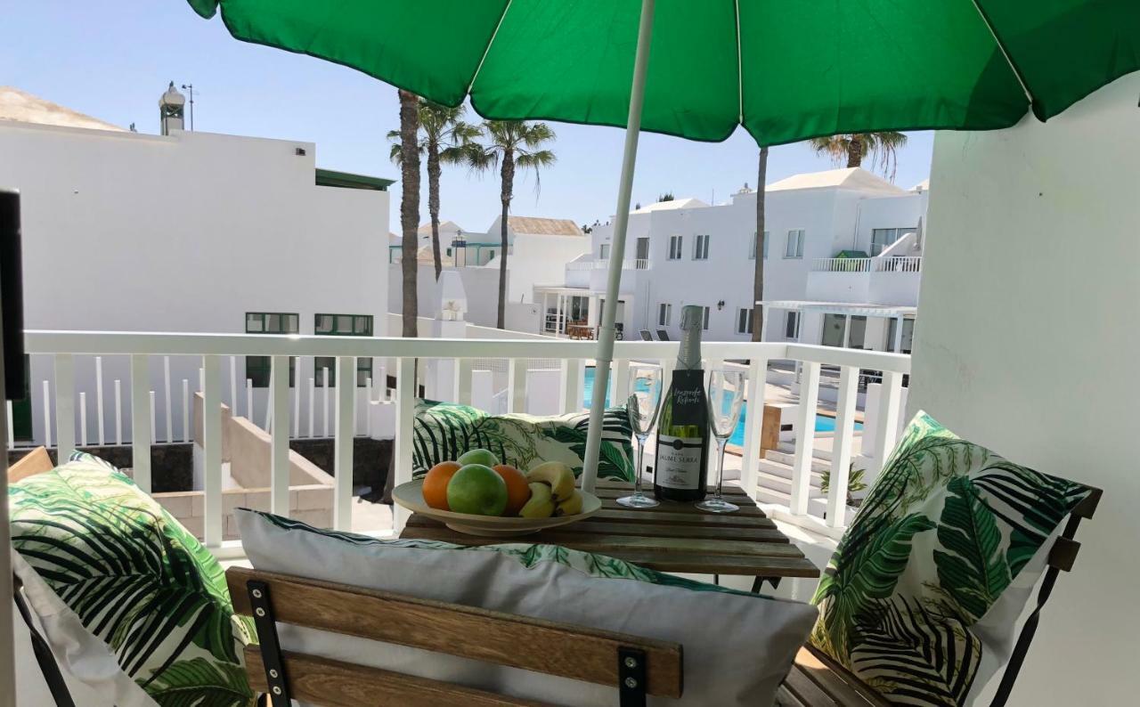 Apartament Sea Breeze With Shared Pool And Near The Beach Costa Teguise Zewnętrze zdjęcie